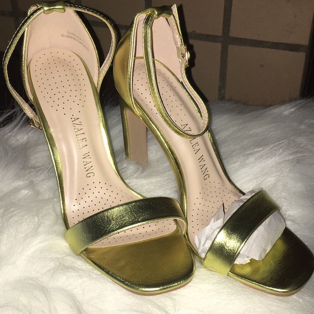 New women’s Azalea Wang shoes